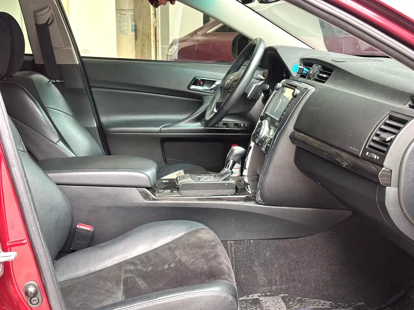 Toyota Reiz 2012 2.5V Grace Elite Styling Edition фото 9
