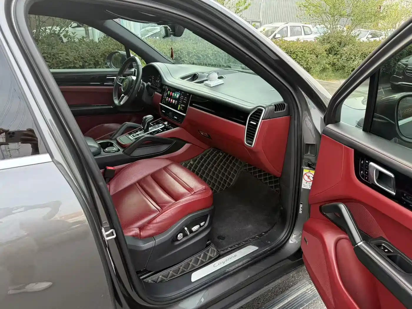 Porsche Cayenne New Energy 2021 Cayenne E-Hybrid 2.0T фото 9