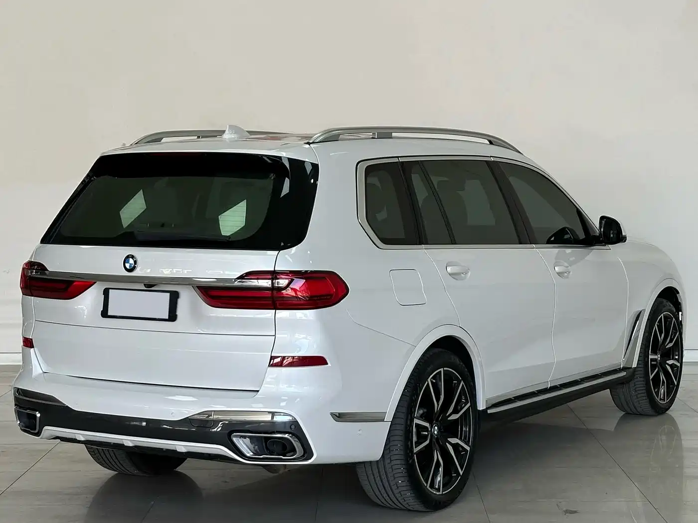 BMW X7 2019 xDrive40i Exclusive M Sport Package фото 6