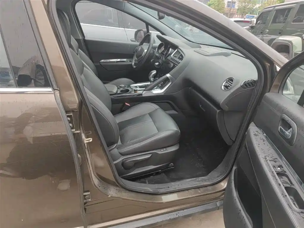 Peugeot 3008 2013 1.6THP Automatic Prestige Edition фото 25