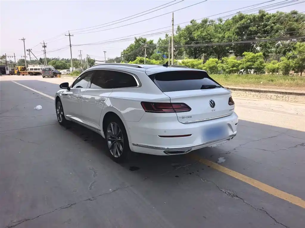 Volkswagen FAW-Volkswagen CC 2021 Shooting Brake 380TSI Hunter Heart Edition фото 9