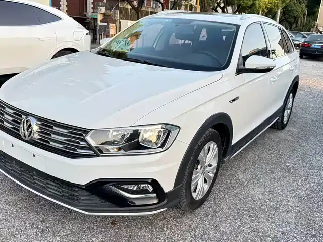  Volkswagen C-TREK 2018 1.5L Automatic Comfort