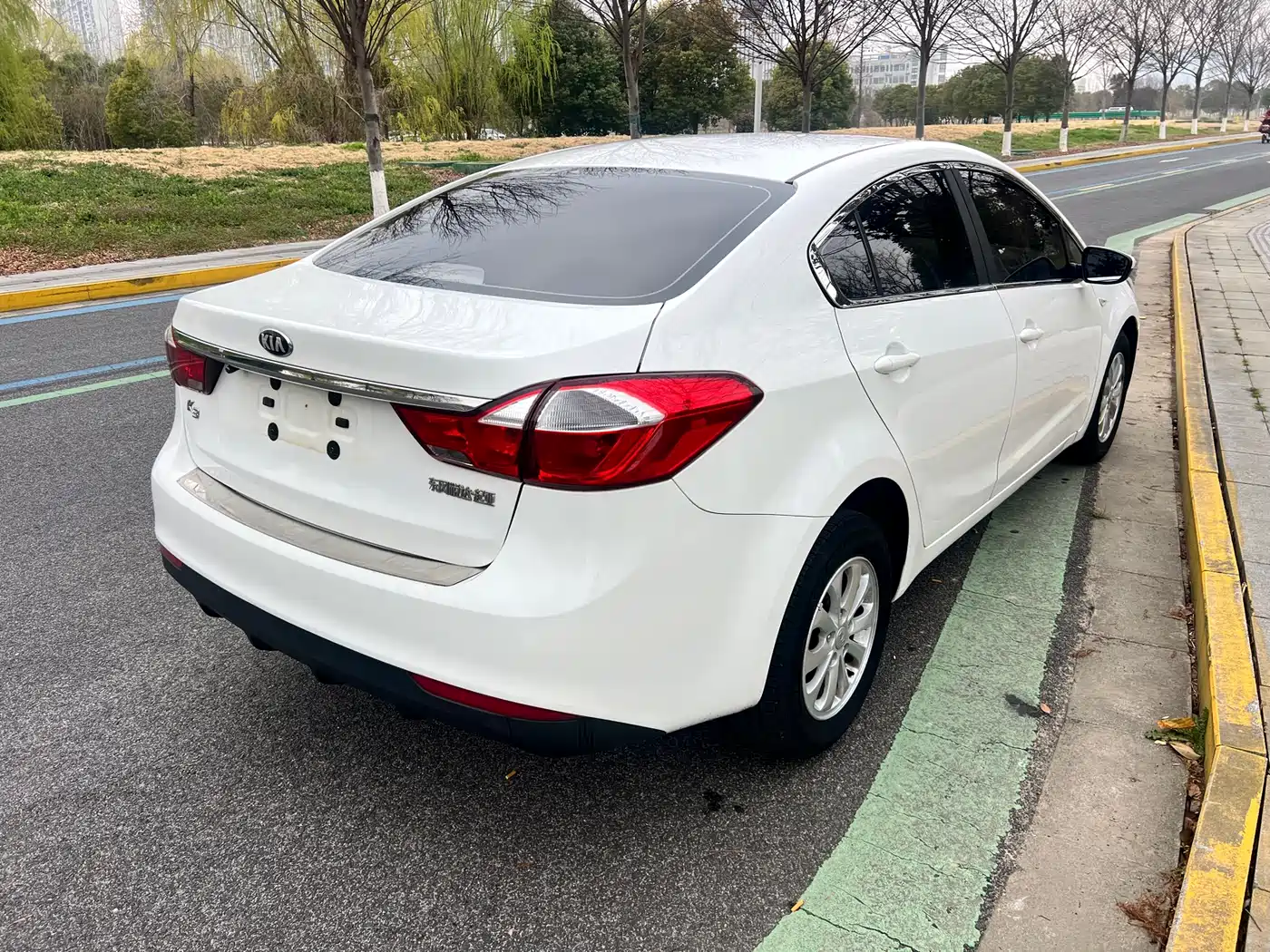 KIA K3
