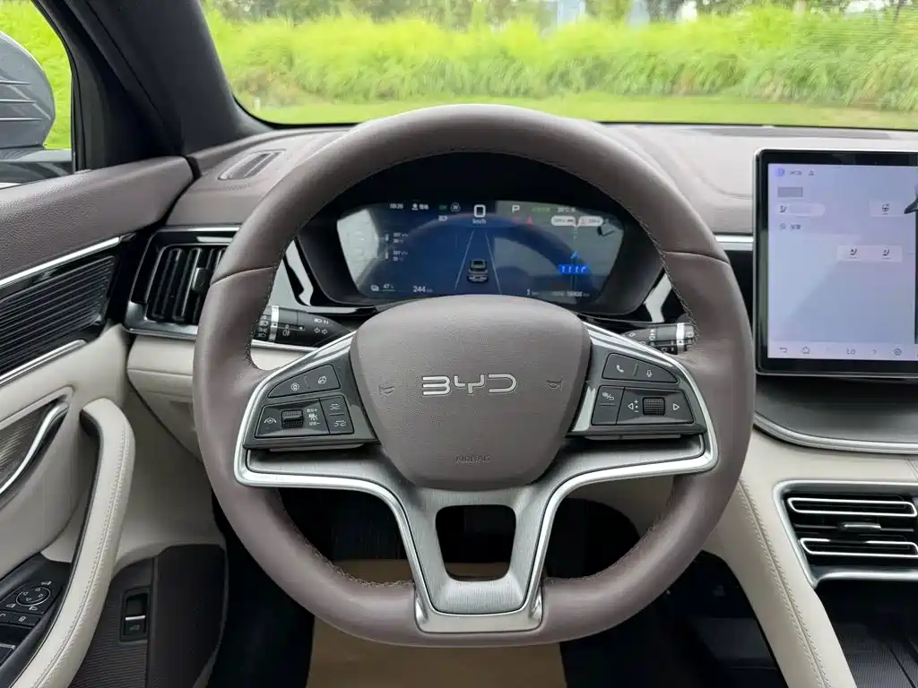 BYD Song PLUS PHEV 2025 2025 EV 520km Premium