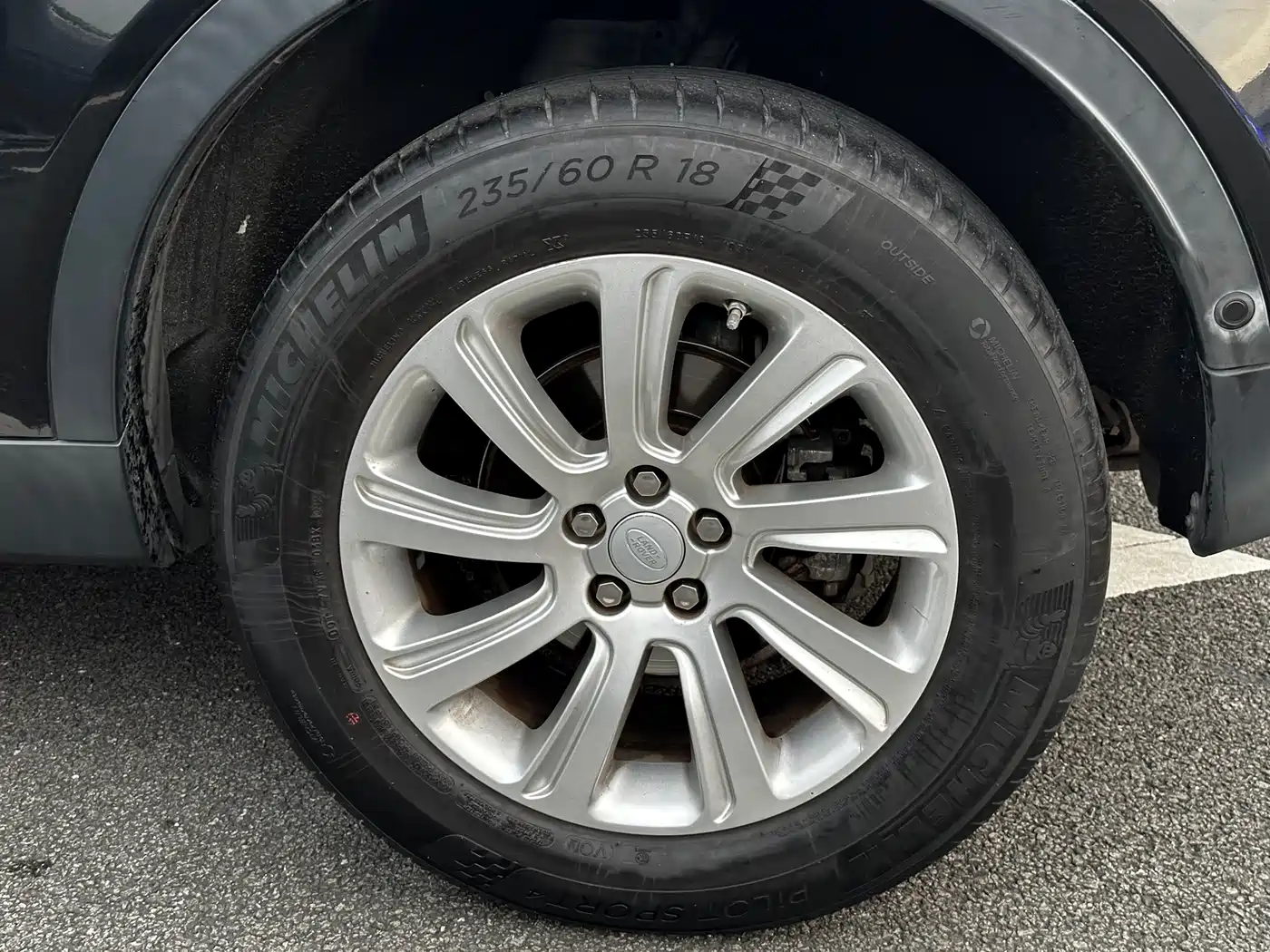 Land Rover Discovery Sport 2018 240PS SE Edition фото 15