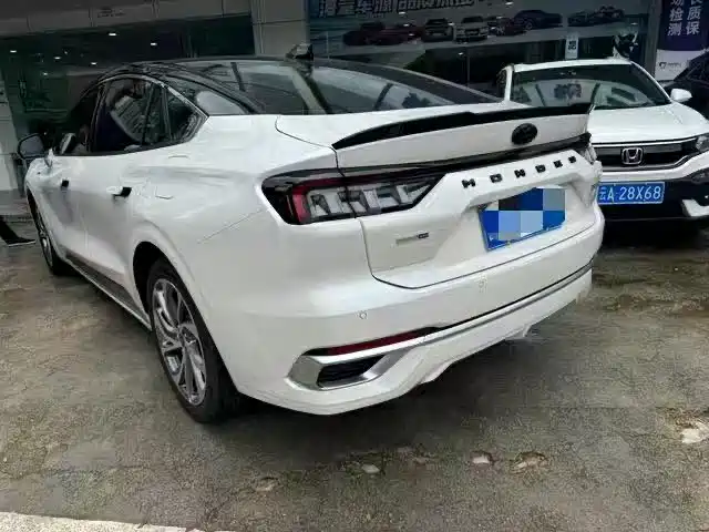 Фото 7 - Ford Mondeo