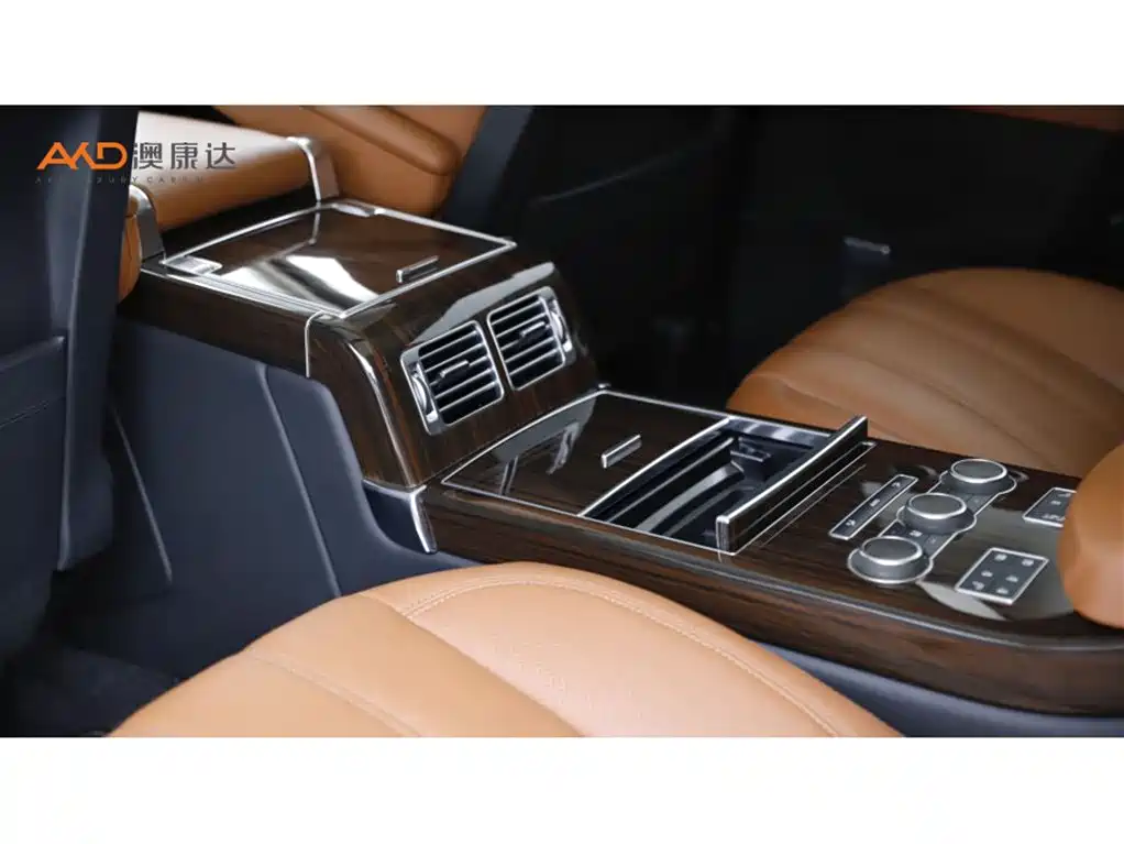 Фото 9 - Land Rover Range Rover