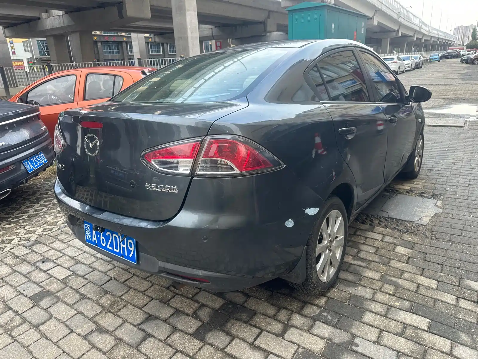 Фото 4 - Mazda 2
