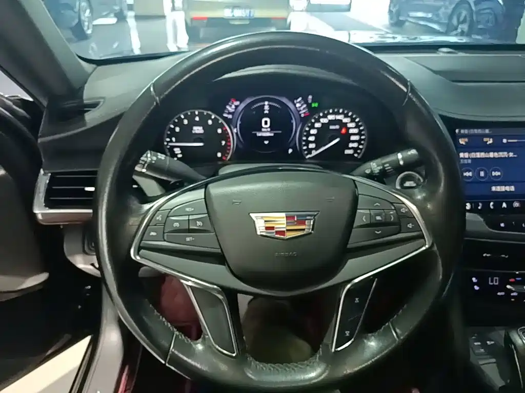 Photo 11 - Cadillac CT6