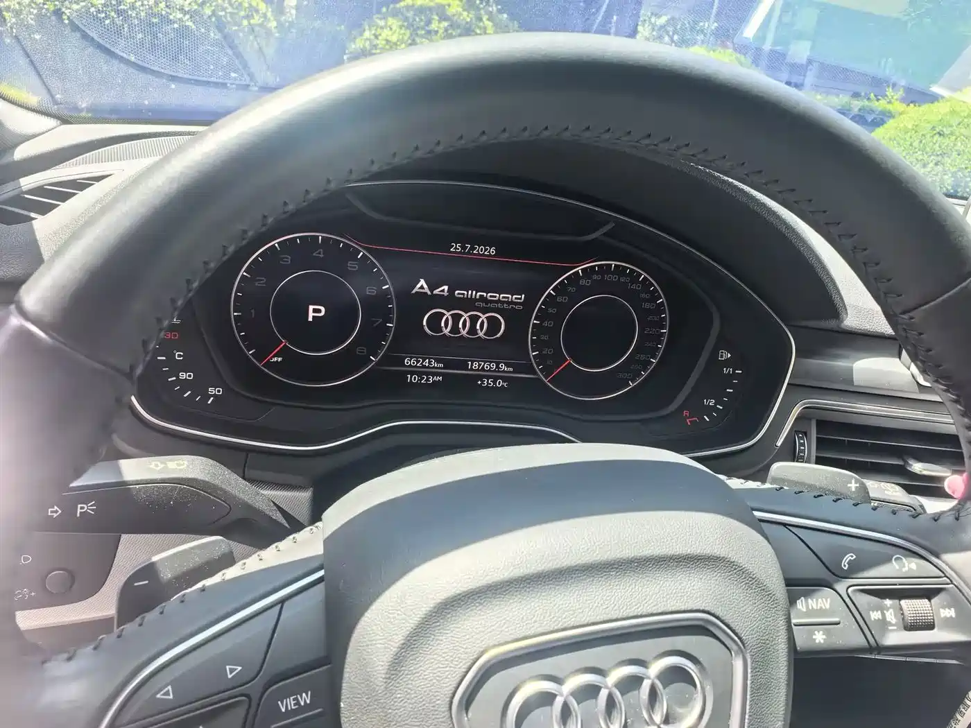 Audi A4 (Import) 2019 2019 45 TFSI allroad quattro Fashion