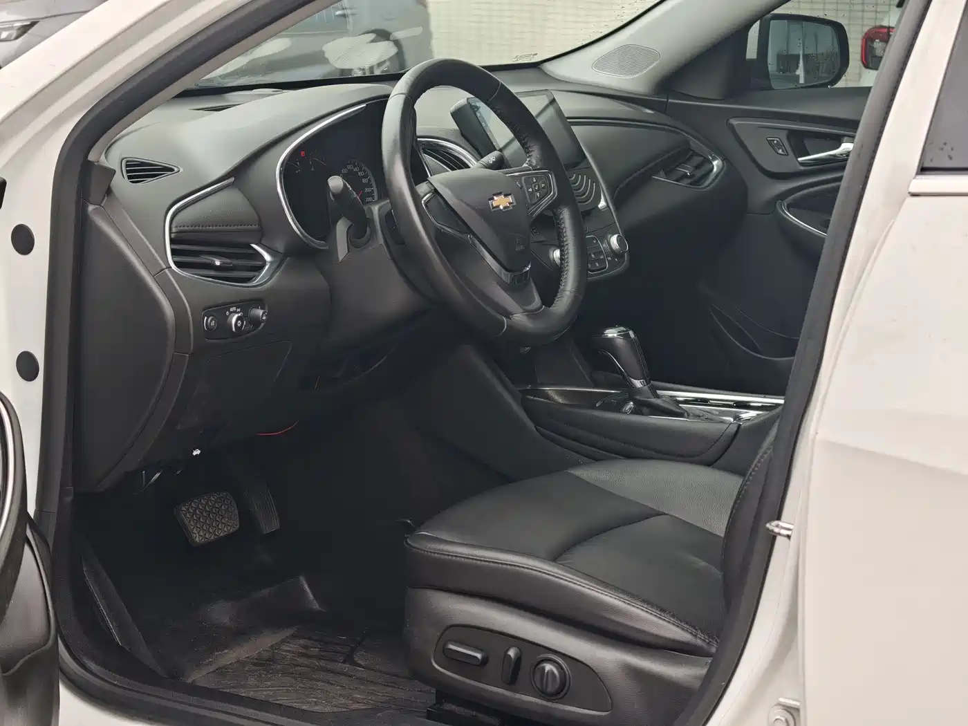 Chevrolet Malibu XL 2018 530T Auto RuiChi Edition фото 7