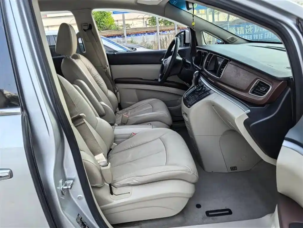 Buick GL8 2017 25S Luxury China V фото 7