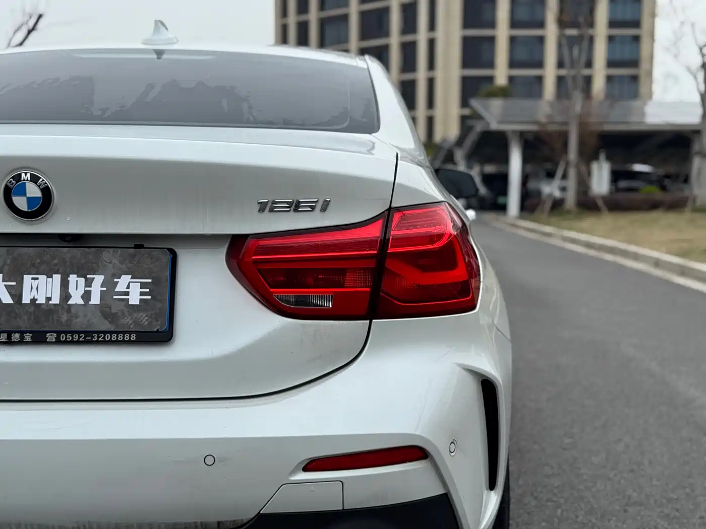BMW 1 Series 2020 Model 125i Leading M Sport Package фото 8