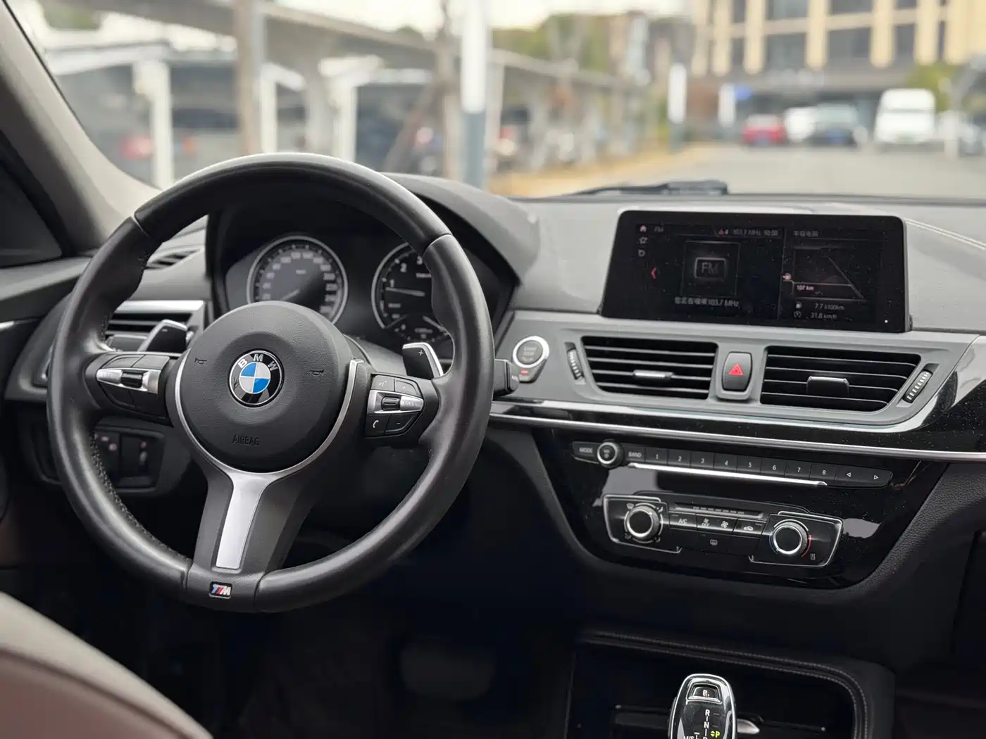 BMW 1 Series 2020 Model 125i Leading M Sport Package фото 17