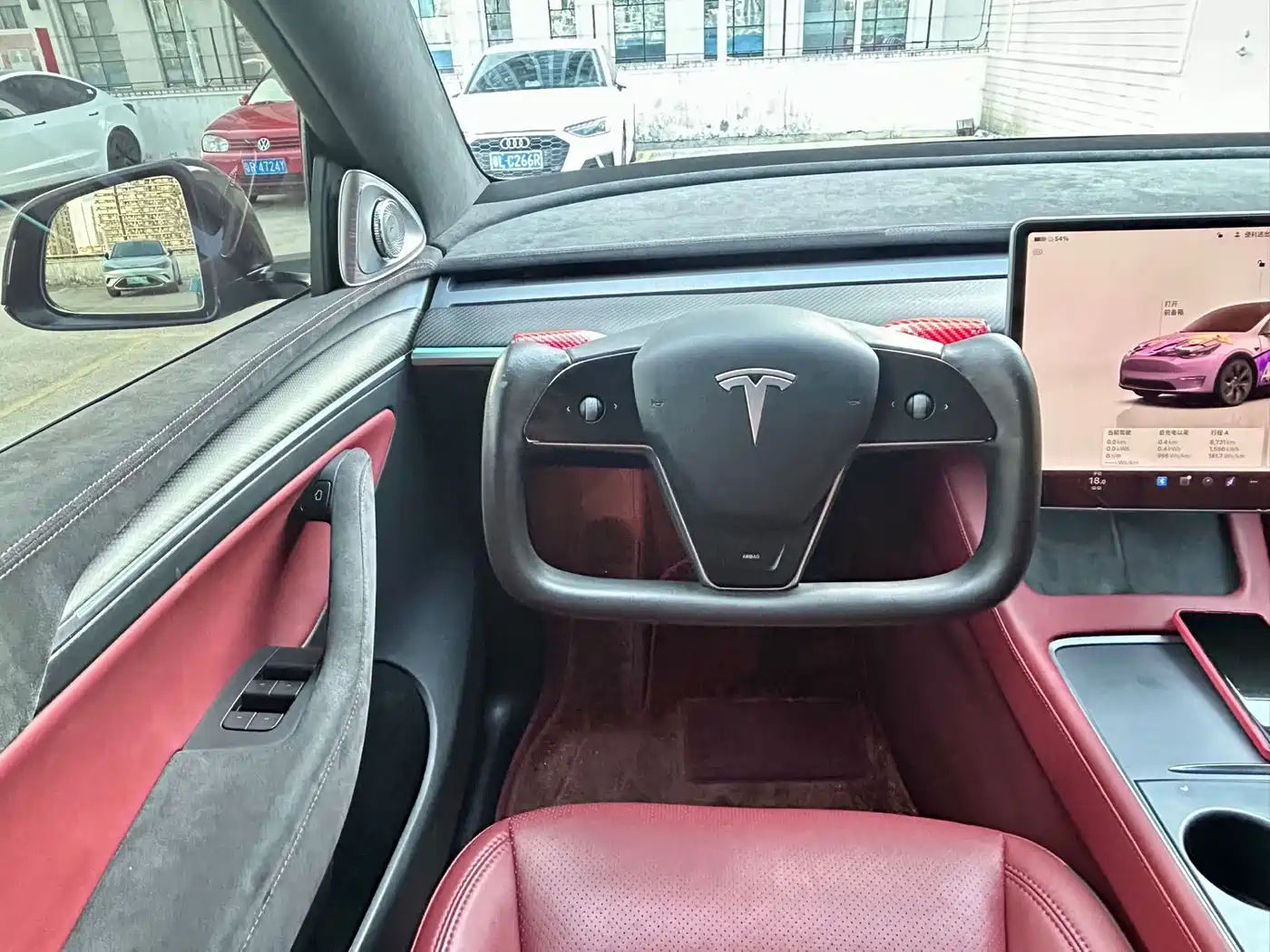 TESLA MODEL Y
