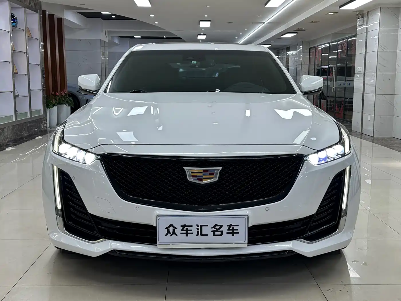 CADILLAC CT5