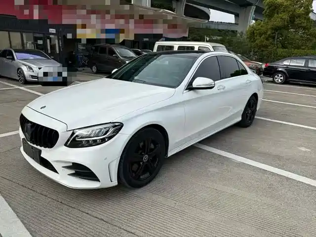 Mercedes-Benz C-Class 2020