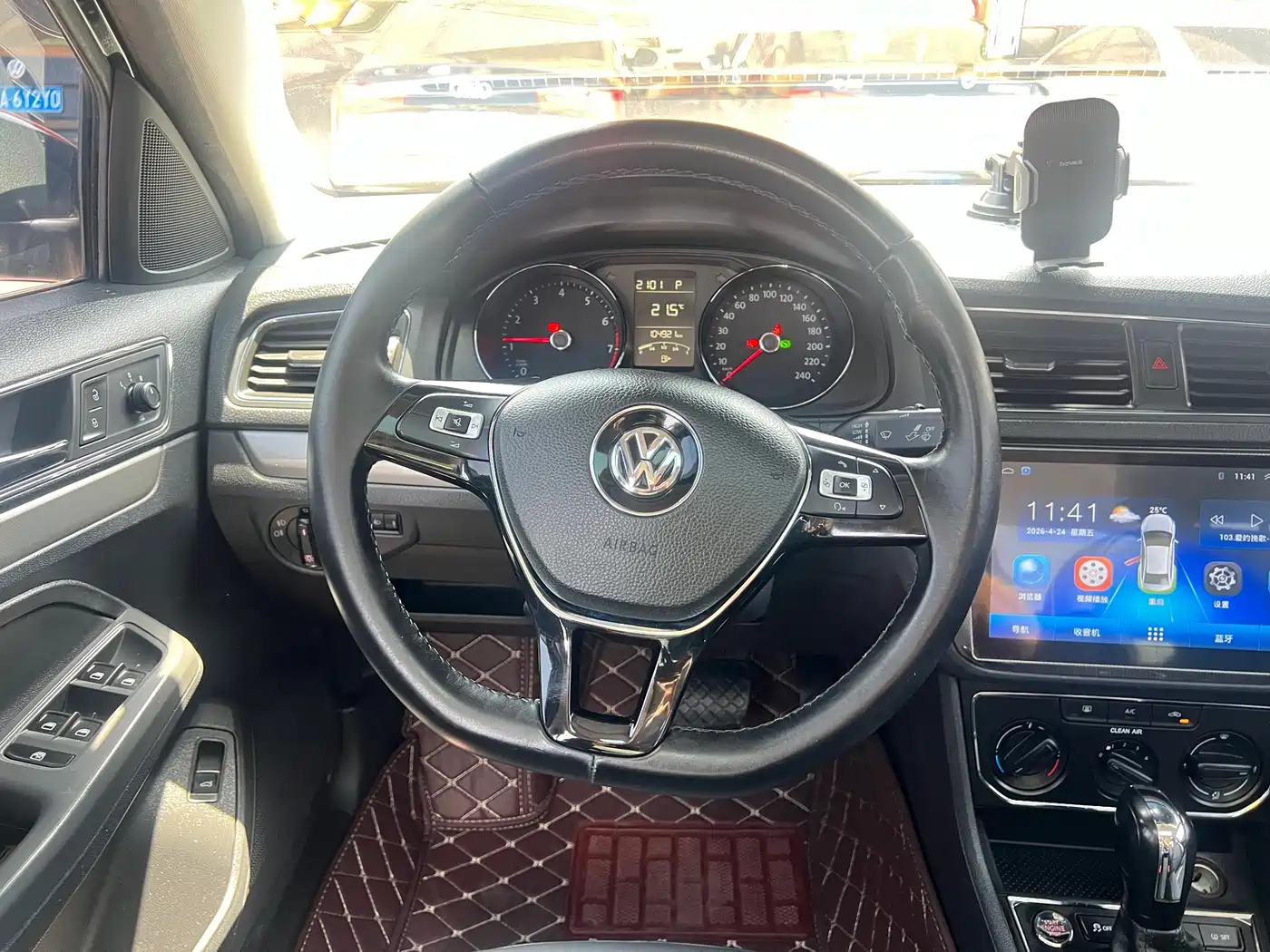 Volkswagen Lavida 2017 1.6L Automatic Trend Edition фото 15