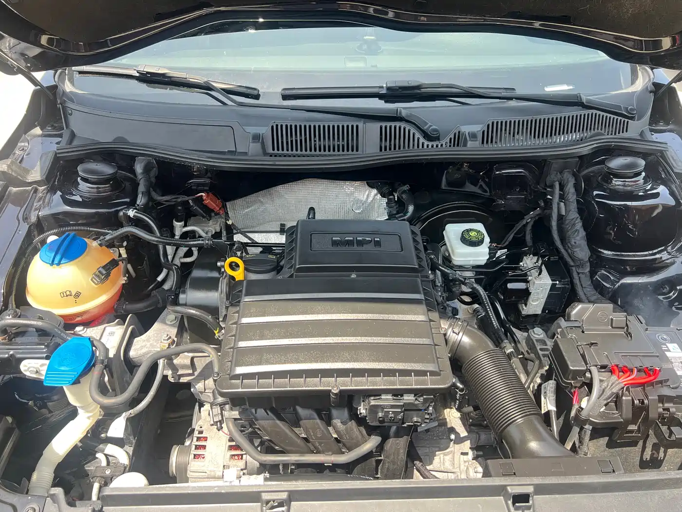 Volkswagen Lavida 2017 1.6L Automatic Trend Edition фото 28