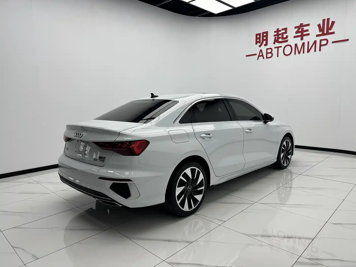 Audi A3 2023 A3L Limousine 35 TFSI Fashion Sport фото 9