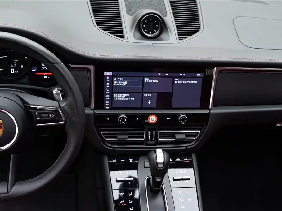 Porsche Macan 2022 Macan 2.0T фото 13