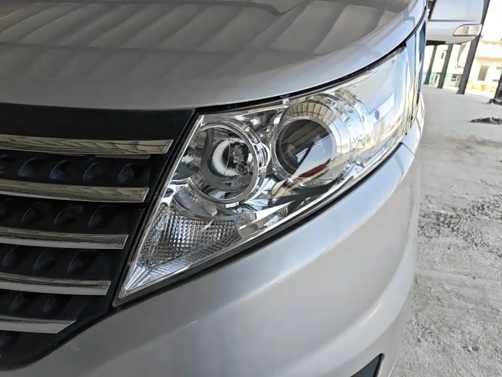 JAC Refine M5 2015 2013 2.0T Petrol Manual Business Edition