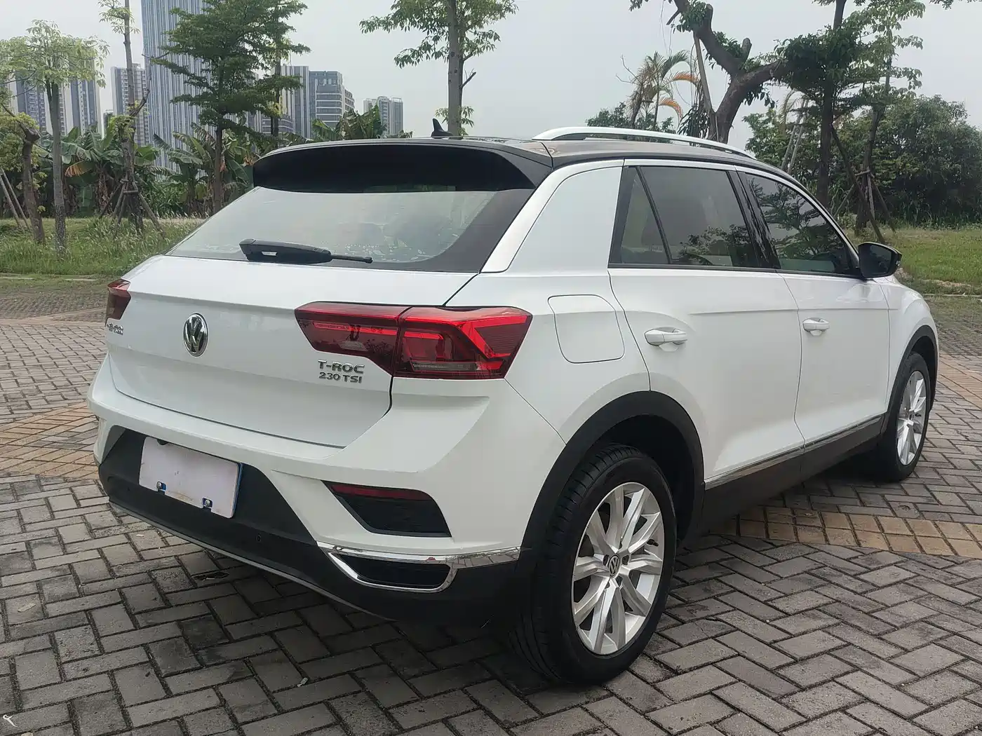 Volkswagen T-ROC 2019 230TSI DSG 2WD Fashion Type China VI фото 14