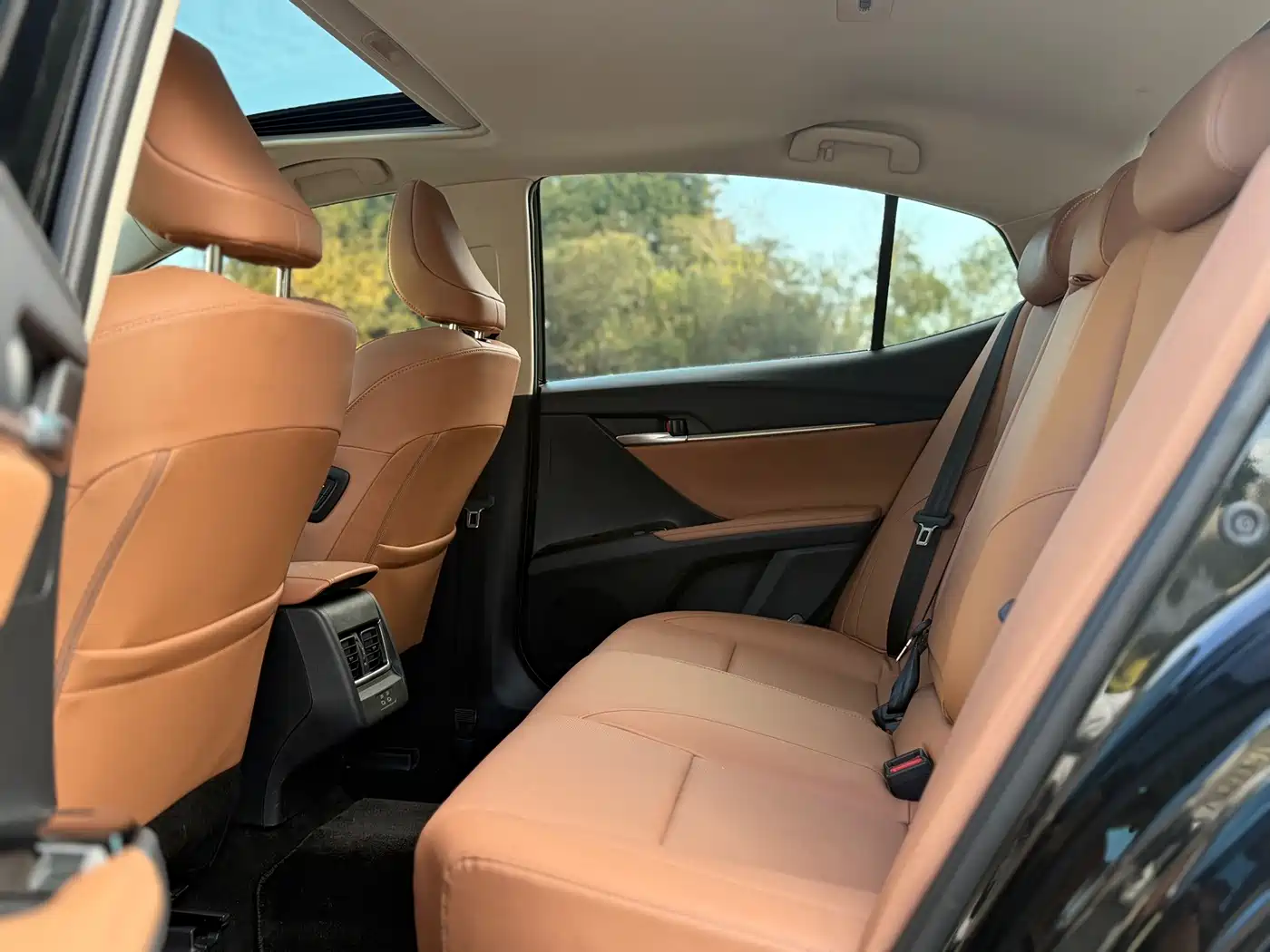 Toyota Camry 2025 2024 2.0GVP Luxury Edition
