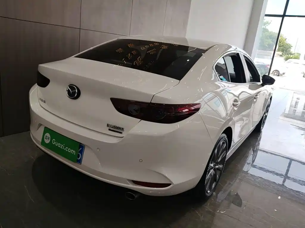 Mazda Mazda3 Axela 2025 2023 2.0L Auto Zhixuan
