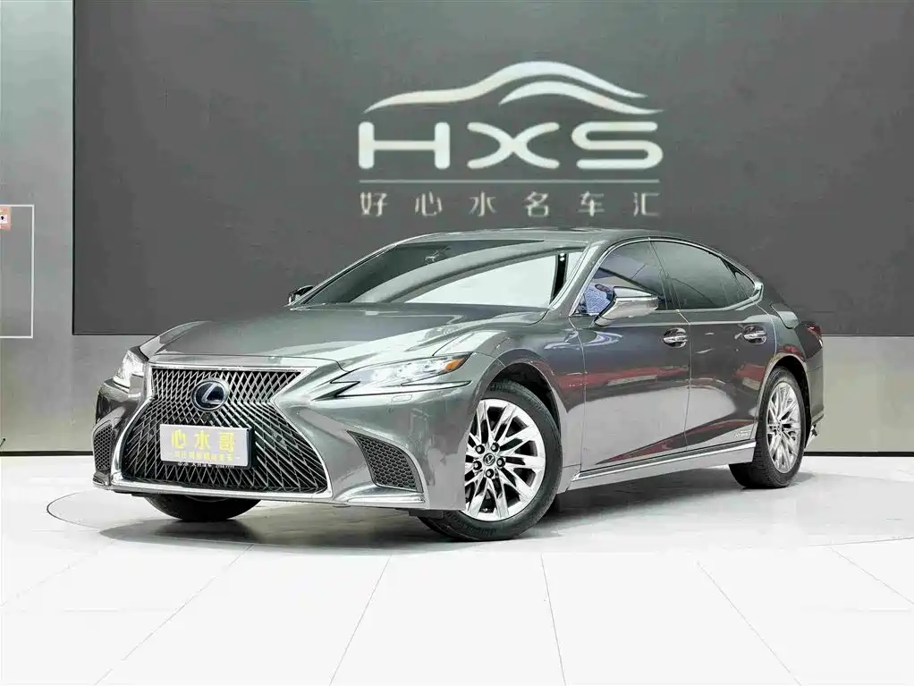 Lexus LS