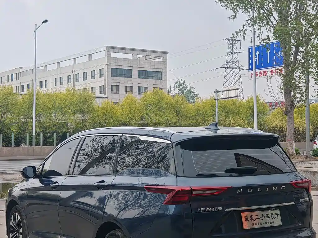 Wuling Motors Wuling Victory 2021 2020 Model 1.5T CVT Flagship First Class