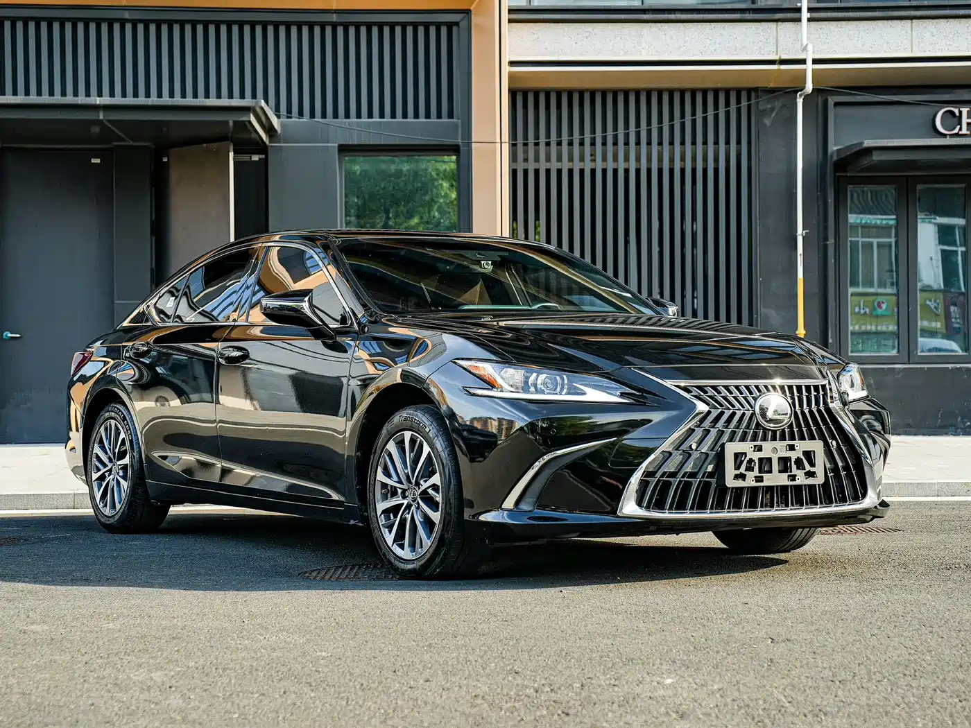 Lexus ES 2021 200 Excellence Edition фото 3