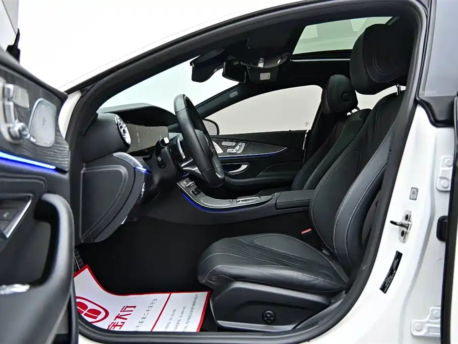 Mercedes-Benz CLS 2022 CLS 300 Luxury фото 11