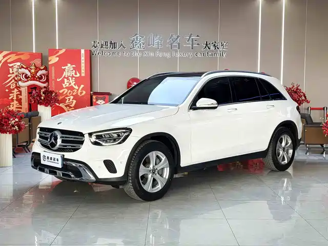 MERCEDES-BENZ GLC