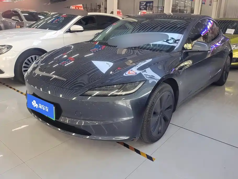 Tesla Model 3 2023
