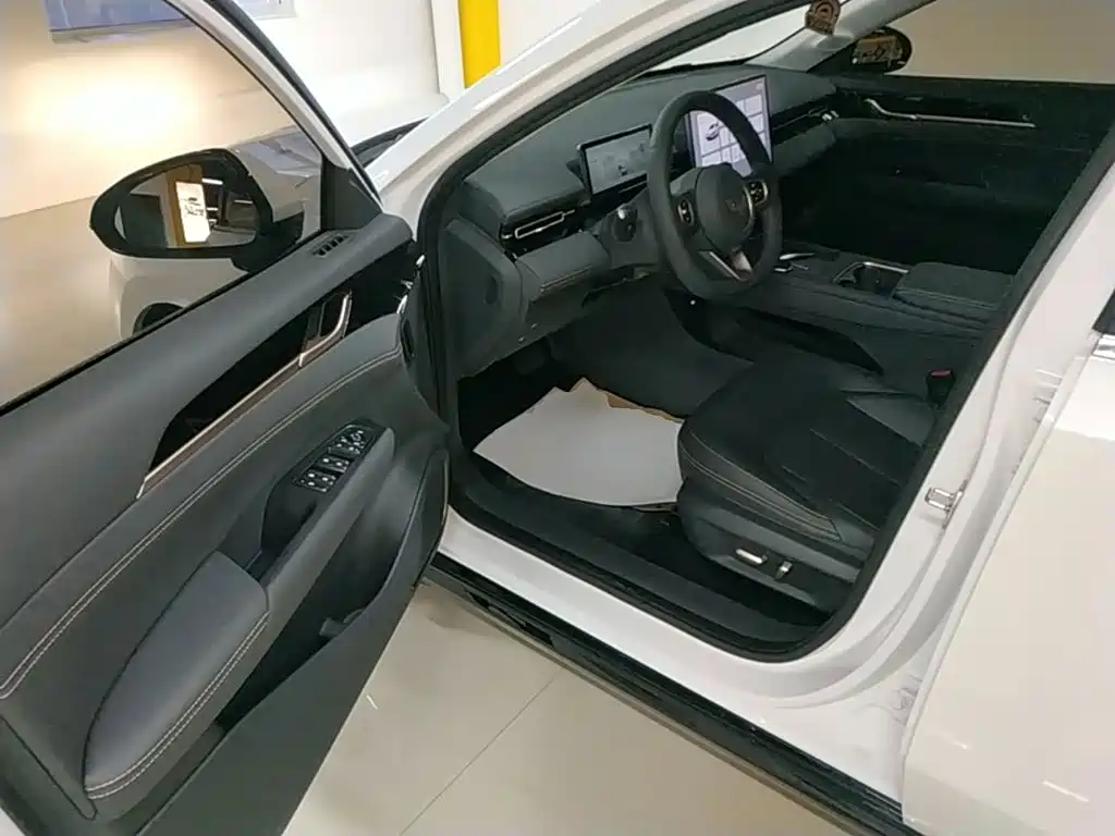 Wuling Motors Wuling Xingguang 2026 2025 150km Smart Advanced