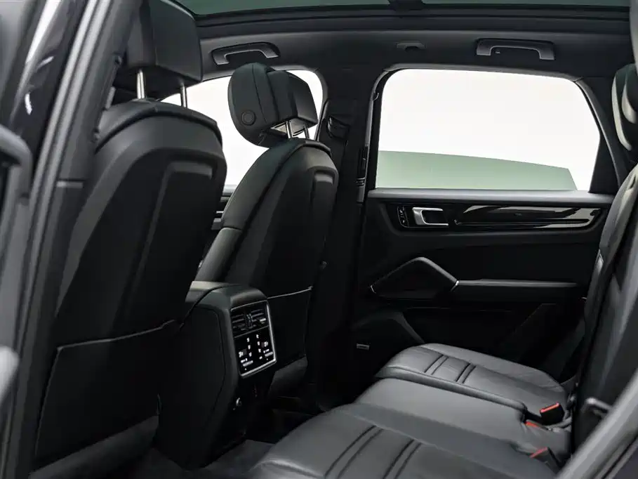 Porsche Cayenne 2018 Cayenne S 2.9T фото 10