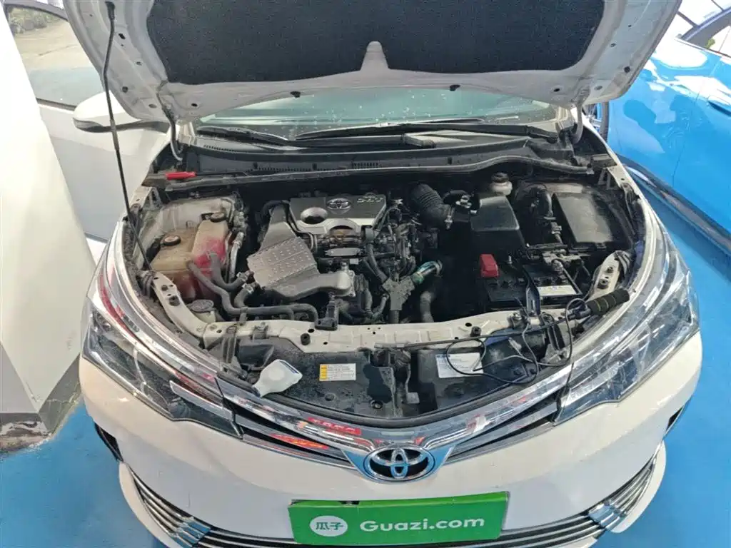 Toyota Corolla 2017 Facelift 1.2T S-CVT GL-i фото 20