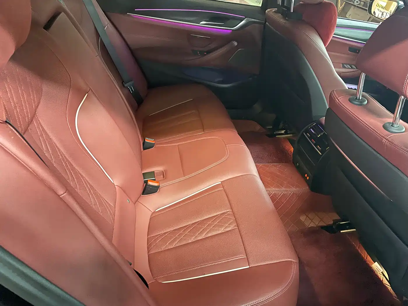 BMW 5 Series 2022 530Li Leading M Sport Package фото 9