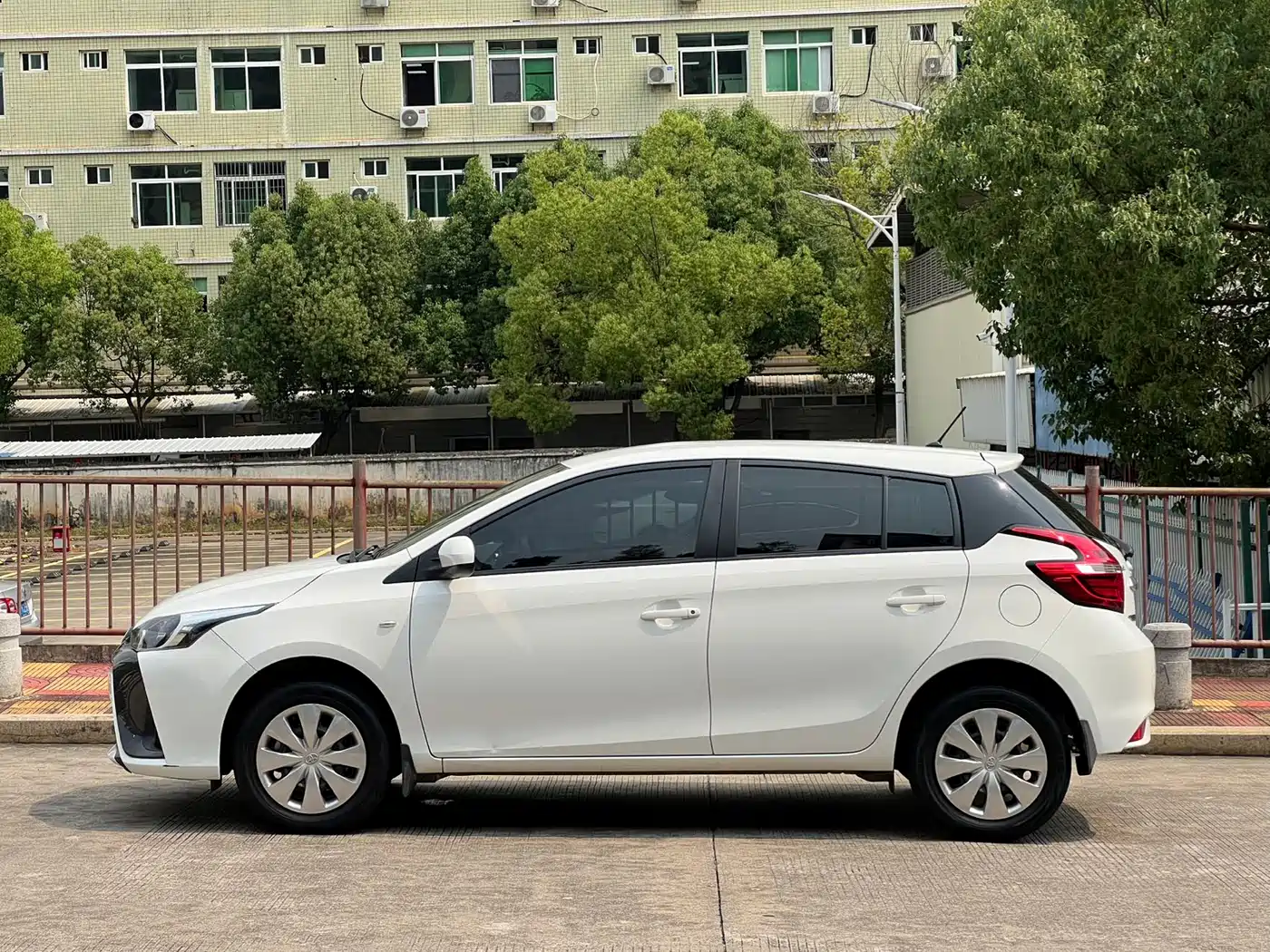 Toyota YARiS L Zhi Xuan 2022 Zhi Xuan X 1.5L CVT Leading PLUS Edition фото 5