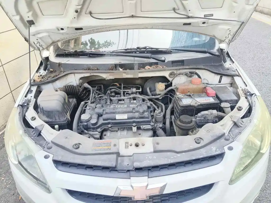 Chevrolet Sail 2014 2013 Sedan 1.4L Manual Ideal Happiness Edition