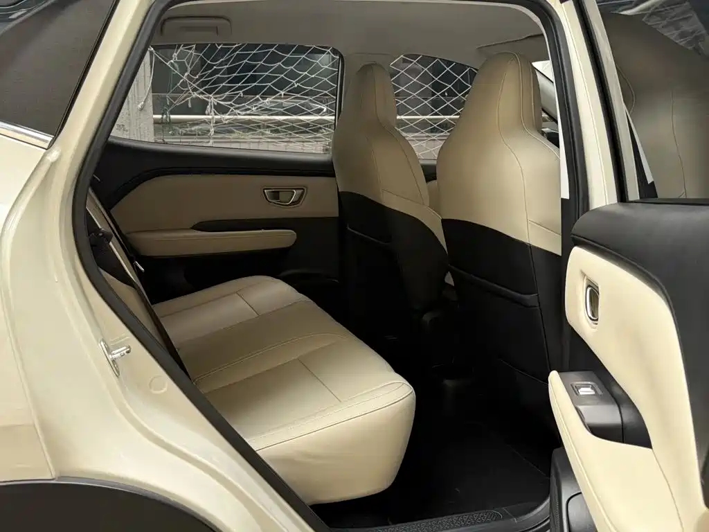 Фото 9 - Wuling Motors Wuling Binguo PLUS