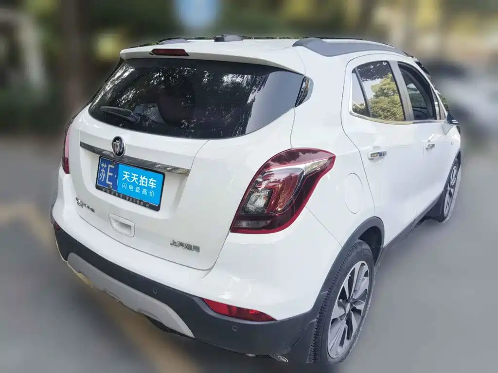 Фото 2 - Buick Encore