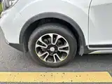 Фото 22 - Geely Vision X3