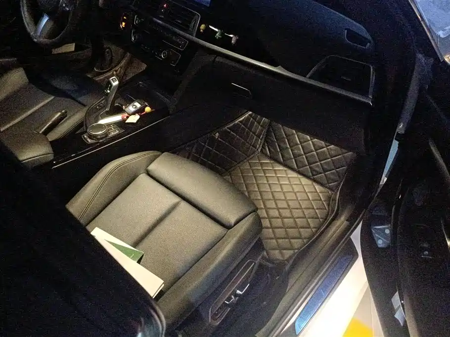 BMW 3 Series GT 2020 320i M Sport Package фото 8