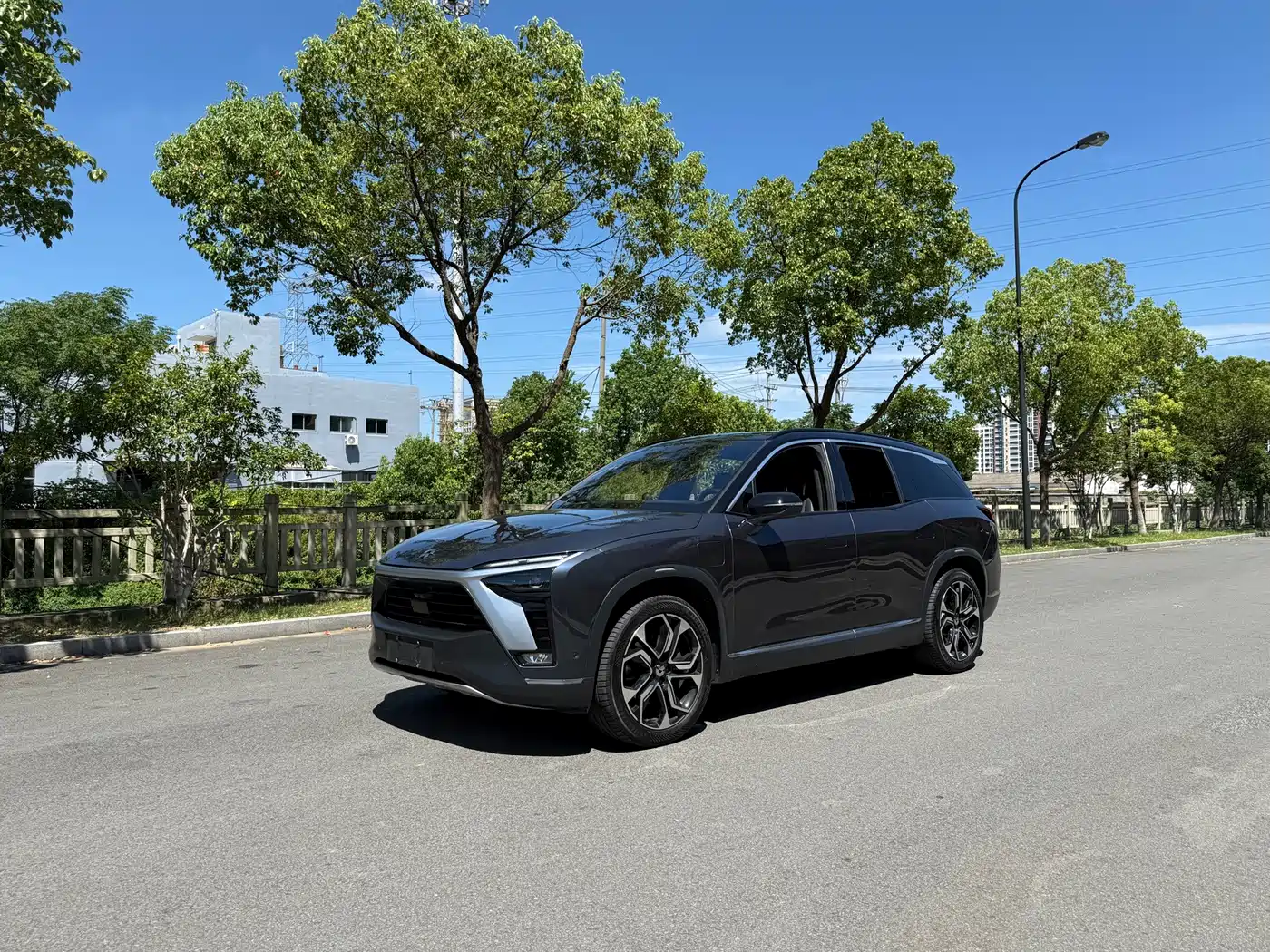 NIO ES8 2020