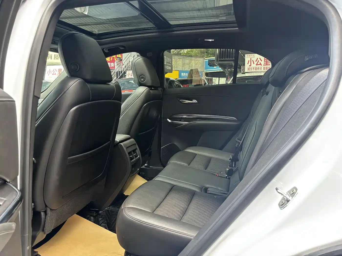 Cadillac XT4 2023 2022 28T FWD Style