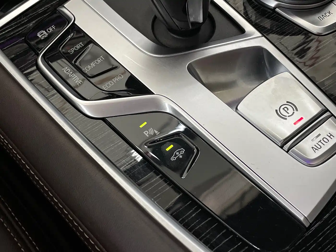 BMW 7 Series 2019 740Li Leading M Sport Package фото 30