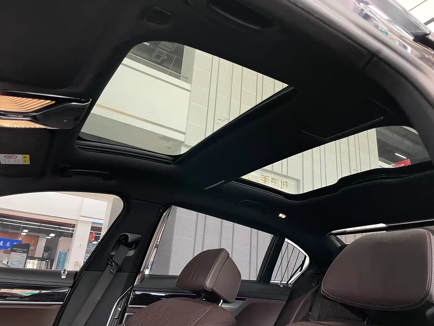 BMW 7 Series 2019 740Li Leading M Sport Package фото 26