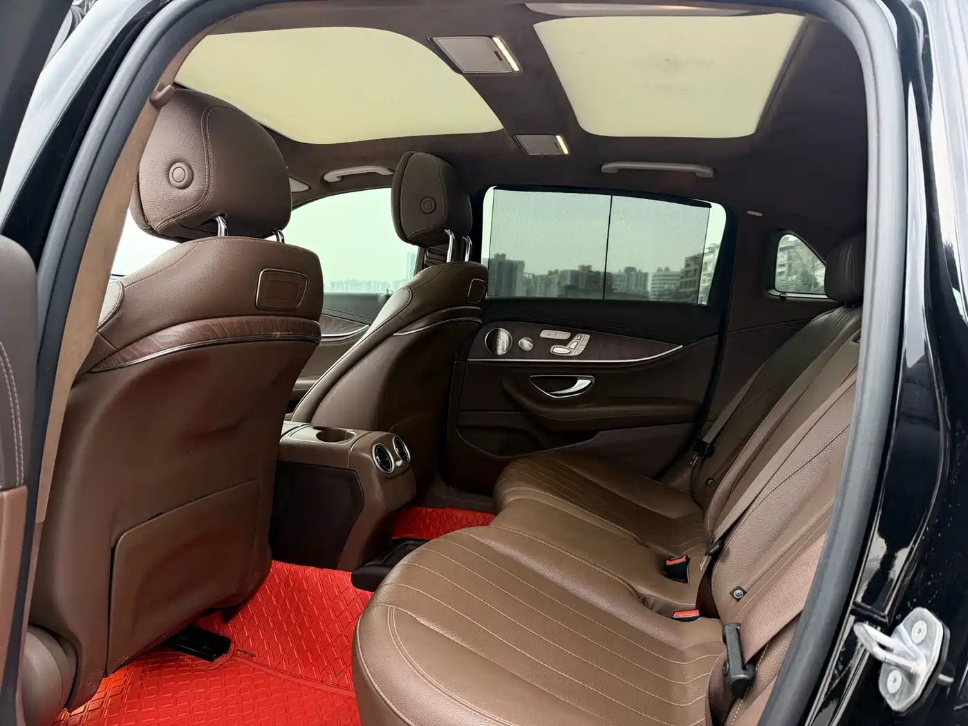 Mercedes-Benz E-Class 2019 Facelift E 300 L Luxury фото 6